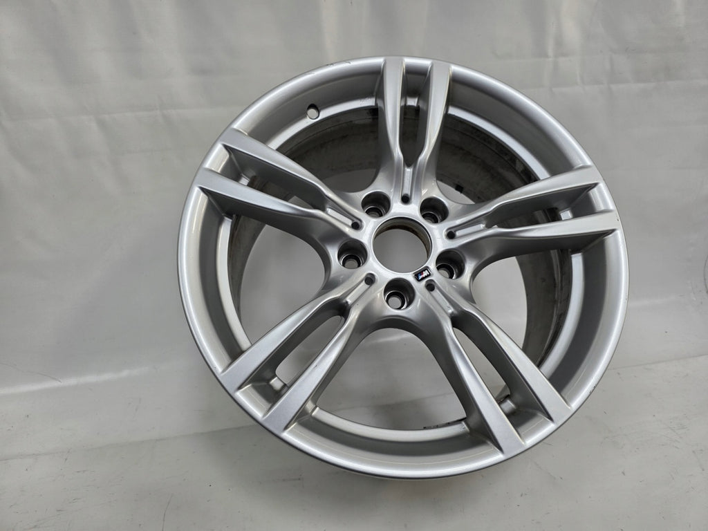 1x Alufelge 18 Zoll 8.5" 5x120 47ET Glanz Silber 7845881 BMW F30 F32 F31 FEL7420151895bg