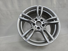 Load image into Gallery viewer, 1x Alufelge 18 Zoll 8.5" 5x120 47ET Glanz Silber 7845881 BMW F30 F32 F31 FEL7420151895bg