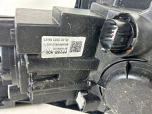 Load image into Gallery viewer, Frontscheinwerfer Hyundai I30 92102-G4510 Rechts Scheinwerfer Headlight SCH6107746460js