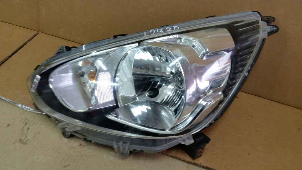 Frontscheinwerfer Mitsubishi Space Star W0504 8301C193 Links Headlight