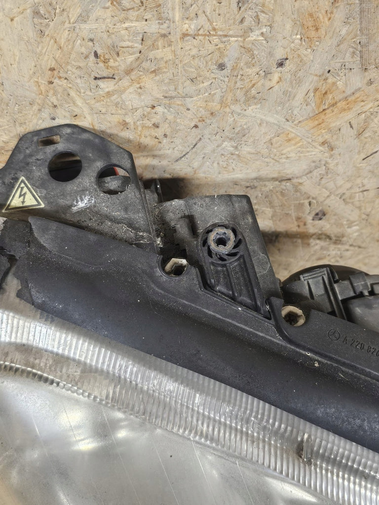 Frontscheinwerfer Mercedes-Benz W220 A2208204461 Rechts Scheinwerfer Headlight SCH4092045798qt