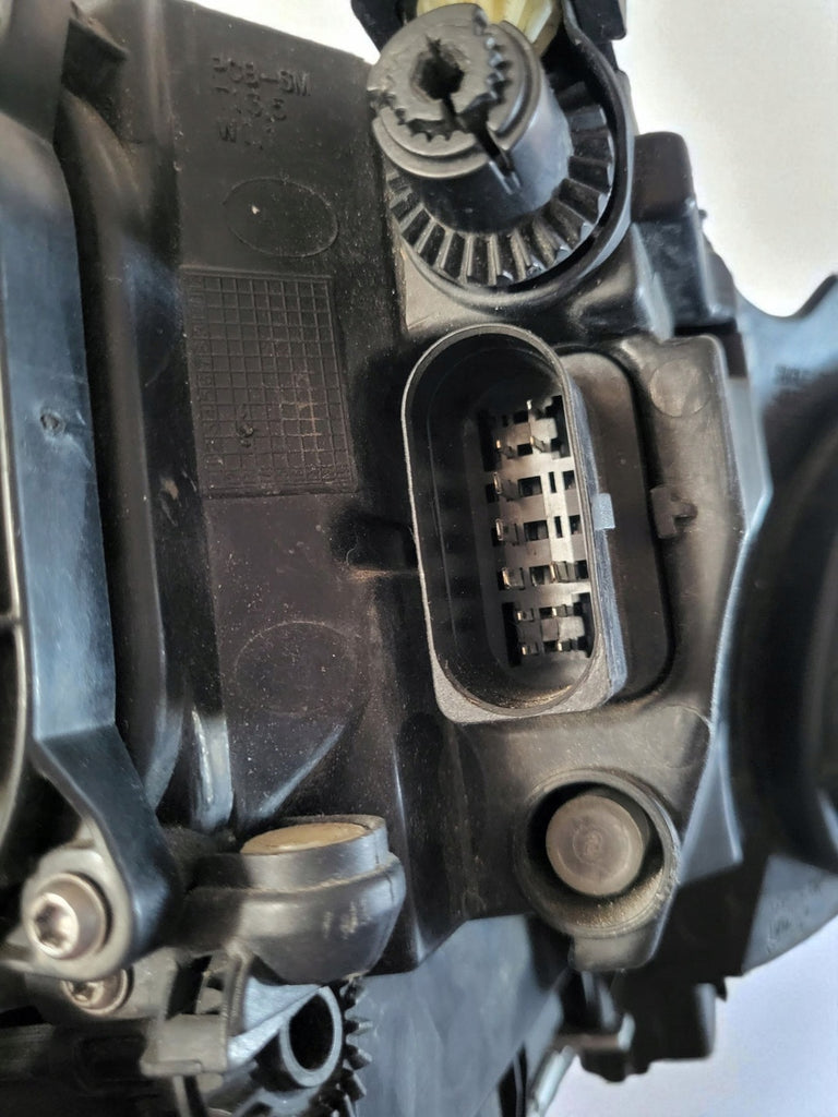 Frontscheinwerfer VW Golf VII 5g1 5G1941031 Xenon Ein Stück (Rechts oder Links) SCH8917336070ig