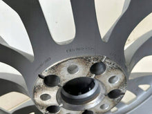 Load image into Gallery viewer, 1x Alufelge 18 Zoll 760601025H VW Touareg Rim Wheel FEL6218137434jo