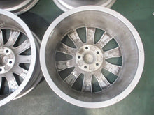 Laden Sie das Bild in den Galerie-Viewer, 4x Alufelge 17 Zoll 7.0" 5x112 34ET Glanz Silber 80A601025 Audi Rim Wheel FEL6647091579cg
