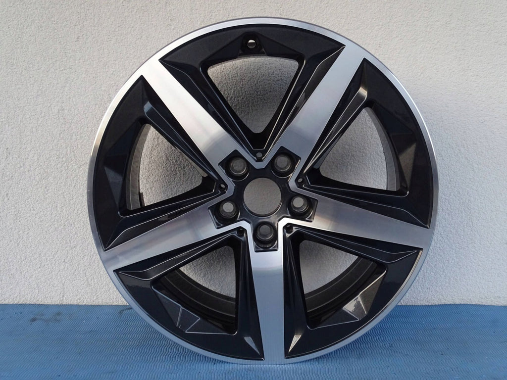 1x Alufelge 18 Zoll 6891178 BMW 2 Active Tourer U06 Rim Wheel FEL3109087028sf