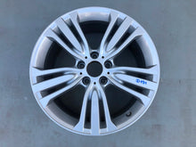 Load image into Gallery viewer, 1x Alufelge 19 Zoll 9.0" 5x120 48ET 6876768 BMW F15 Rim Wheel FEL2796913526rj
