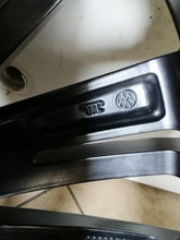Load image into Gallery viewer, 1x Alufelge 18 Zoll 8.0" 5x112 44ET Glanz Grau 3G0601025 VW Passat Rim Wheel FEL5890499840pn