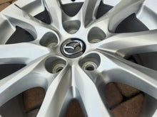 Laden Sie das Bild in den Galerie-Viewer, 4x Alufelge 17 Zoll 7.0" 5x114.3 50ET Glanz Silber Mazda Mx5 I Rim Wheel FEL9806937902pv