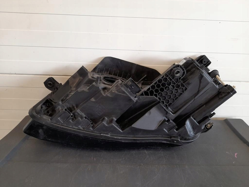 Frontscheinwerfer VW Touareg 761941774 Ein Stück (Rechts oder Links) Headlight