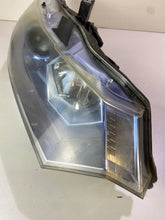 Laden Sie das Bild in den Galerie-Viewer, Frontscheinwerfer Honda Insight 100-22875 Rechts Scheinwerfer Headlight