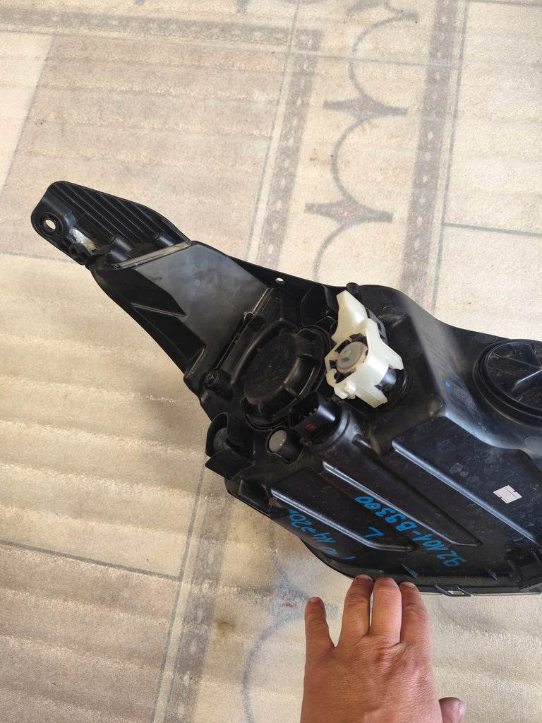 Frontscheinwerfer Hyundai I10 92101-B9300 Links Scheinwerfer Headlight