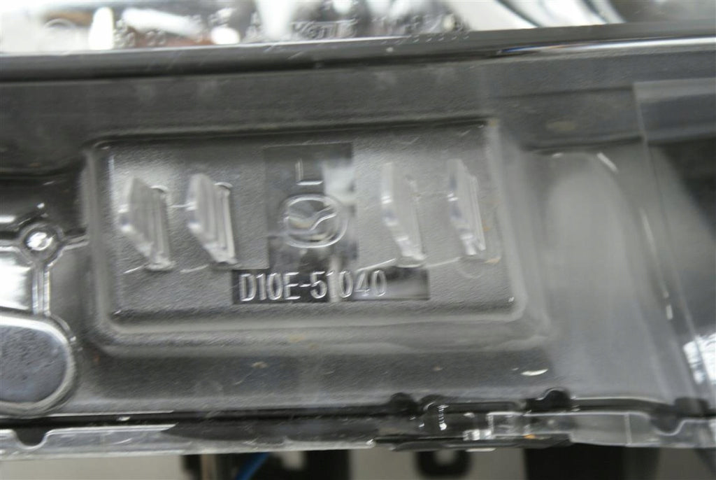 Frontscheinwerfer Mazda Cx3 Cx-3 D10E-51040 LED Ein Stück (Rechts oder Links)