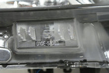 Load image into Gallery viewer, Frontscheinwerfer Mazda Cx3 Cx-3 D10E-51040 LED Ein Stück (Rechts oder Links)