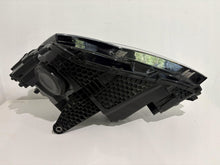 Laden Sie das Bild in den Galerie-Viewer, Frontscheinwerfer Skoda Superb III 3V1941016C LED Rechts Scheinwerfer Headlight SCH1622737776ug