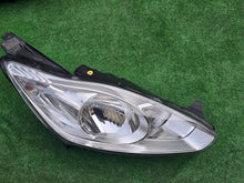 Load image into Gallery viewer, Frontscheinwerfer Ford C-Max AM5113W029AF Rechts Scheinwerfer Headlight SCH8254436153zt