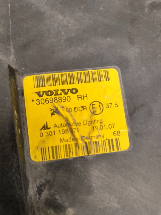 Frontscheinwerfer Volvo S40 V50 30698890 30744681 Xenon Ein Satz Headlight SCH2631859800sm