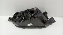 Laden Sie das Bild in den Galerie-Viewer, Frontscheinwerfer Dacia Spring 260101001R Rechts Scheinwerfer Headlight SCH7092403610pl