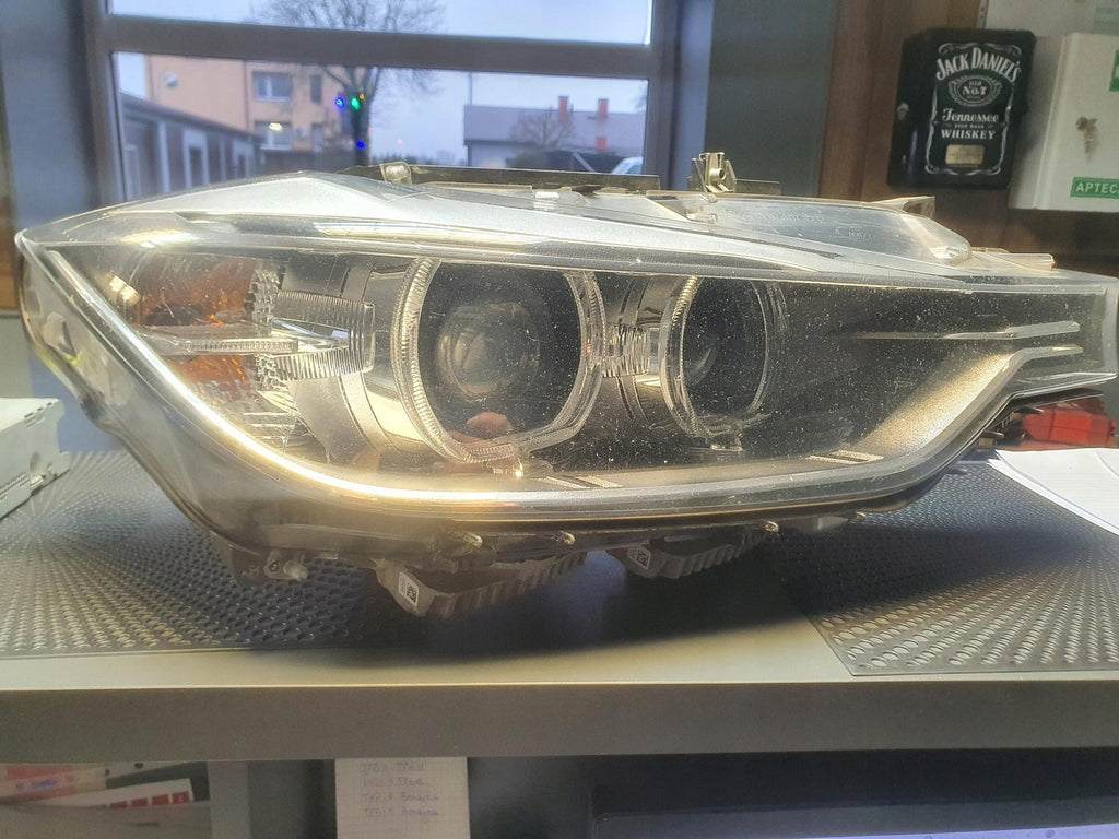 Frontscheinwerfer BMW F30 Xenon Rechts Scheinwerfer Headlight SCH6849230026hm