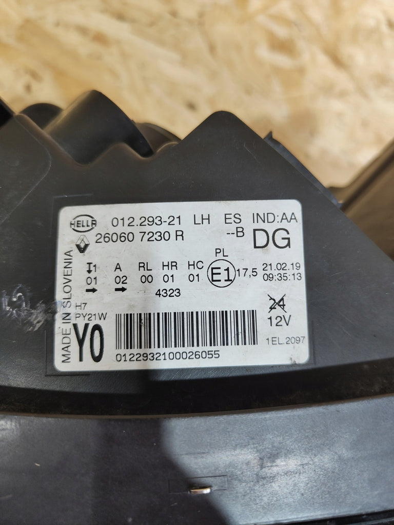 Frontscheinwerfer Renault Scenic 260607230R Links Scheinwerfer Headlight SCH5456718327dg