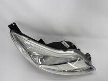 Laden Sie das Bild in den Galerie-Viewer, Frontscheinwerfer Ford Focus BM51-13W030-AF BM51-13W029-AF Ein Satz Headlight SCH7233028270bm