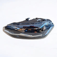 Laden Sie das Bild in den Galerie-Viewer, Frontscheinwerfer VW Polo 2G1941035B Full LED Links Scheinwerfer Headlight