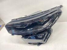 Laden Sie das Bild in den Galerie-Viewer, Frontscheinwerfer Skoda Kodiaq 566941035 LED Links Scheinwerfer Headlight SCH4953850848zm