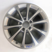 Laden Sie das Bild in den Galerie-Viewer, 1x Alufelge 17 Zoll 6.5&quot; 5x112 44ET Glanz Silber A1774010300 Mercedes-Benz W177