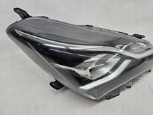 Load image into Gallery viewer, Frontscheinwerfer Toyota Yaris SPP8954 Rechts Scheinwerfer Headlight