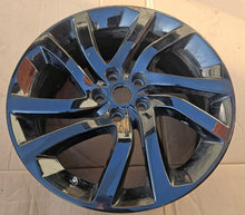 Load image into Gallery viewer, 1x Alufelge 20 Zoll 8.5" 5x120 47ET Silber HY321007EA Land Rover I Discovery V FEL5553944099vh