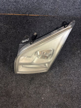 Laden Sie das Bild in den Galerie-Viewer, Frontscheinwerfer Ford Transit 10100748 Links Scheinwerfer Headlight SCH3030203010mo
