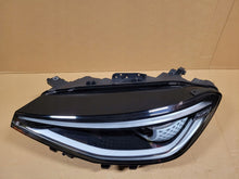 Laden Sie das Bild in den Galerie-Viewer, Frontscheinwerfer VW Id.4 11B941035 LED Links Scheinwerfer Headlight