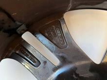 Load image into Gallery viewer, 1x Alufelge 17 Zoll 9833356680 Opel Grandland Rim Wheel FEL6035001563cn