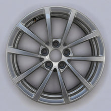 Load image into Gallery viewer, 1x Alufelge 17 Zoll 7.5&quot; 5x112 36ET Glanz Silber 4K0601025 Audi Rim Wheel