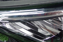 Load image into Gallery viewer, Frontscheinwerfer VW Golf VIII 5H1941006 Rechts Scheinwerfer Headlight SCH6794356717ez