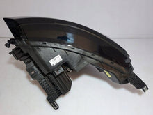 Laden Sie das Bild in den Galerie-Viewer, Frontscheinwerfer Skoda 5LB941010 Rechts Scheinwerfer Headlight SCH9981154311gg