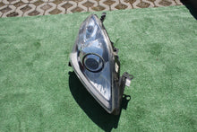 Load image into Gallery viewer, Frontscheinwerfer Opel Zafira B 24451045RH Xenon Rechts Scheinwerfer Headlight SCH4952726319pb