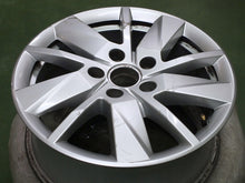 Load image into Gallery viewer, 1x Alufelge 16 Zoll 6.5&quot; 5x112 48ET Glanz Silber 2K7601025 Vw Rim Wheel