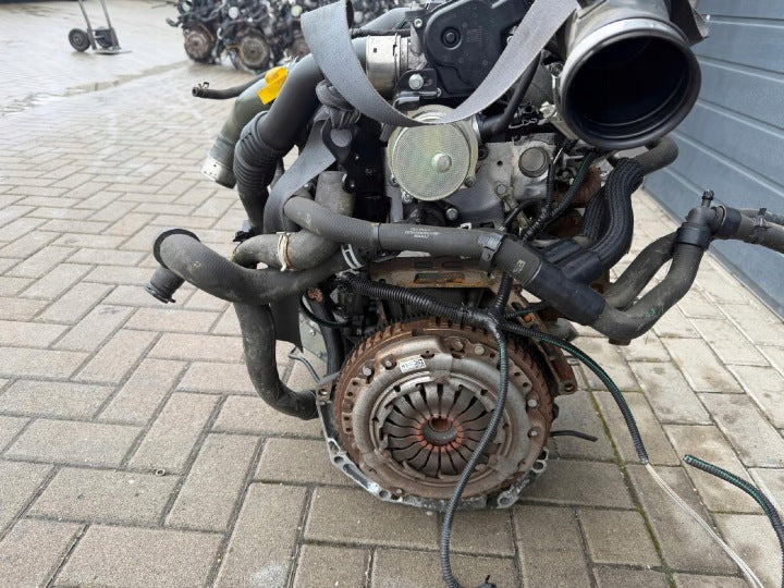 Motor Mercedes-Benz Captur I J5 H5 K9KD609 K9K609 1.5 CDI. DCI Diesel Komplett MOT4814532170is