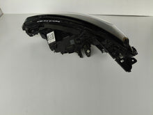 Laden Sie das Bild in den Galerie-Viewer, Frontscheinwerfer Renault Clio I V 260109379R Full LED Rechts Headlight SCH1693236400xy