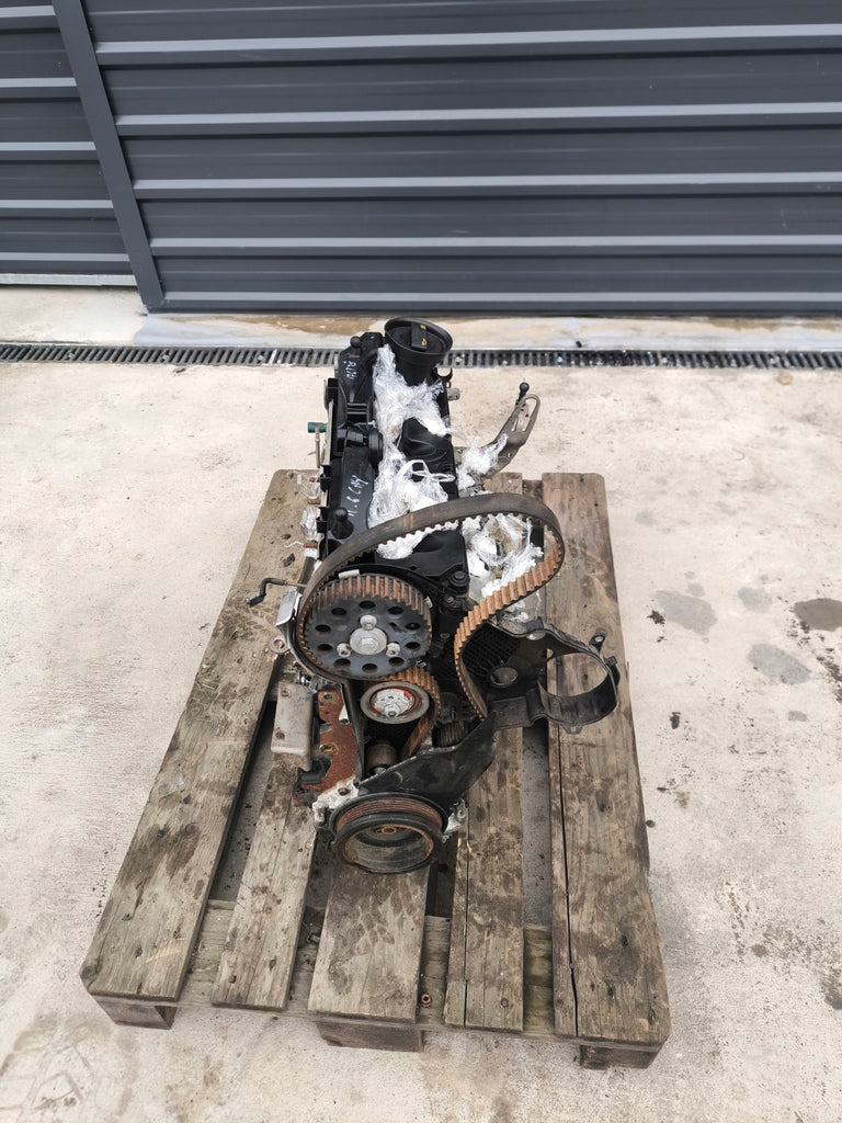 Motor Audi Seat Skoda VW CAY 1.6 TDI 76TKm Diesel Engine Unkomplett