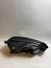 Load image into Gallery viewer, Frontscheinwerfer VW Golf VII 5G1941031 Xenon Ein Stück (Rechts oder Links) SCH7679552030bl