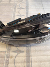 Load image into Gallery viewer, Frontscheinwerfer Ford MX7B-13E015-EB Links Scheinwerfer Headlight SCH3073339129jn