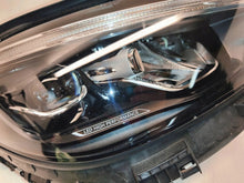 Laden Sie das Bild in den Galerie-Viewer, Frontscheinwerfer Mercedes-Benz W206 A2069066404 Rechts Scheinwerfer Headlight SCH5341722430yb