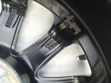 Laden Sie das Bild in den Galerie-Viewer, 1x Alufelge 15 Zoll 4.5&quot; 4x100 35ET PW457-0H003 Toyota Aygo Rim Wheel