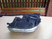 Load image into Gallery viewer, Frontscheinwerfer Mercedes-Benz W220 0301178274 A2208202461 Rechts Headlight