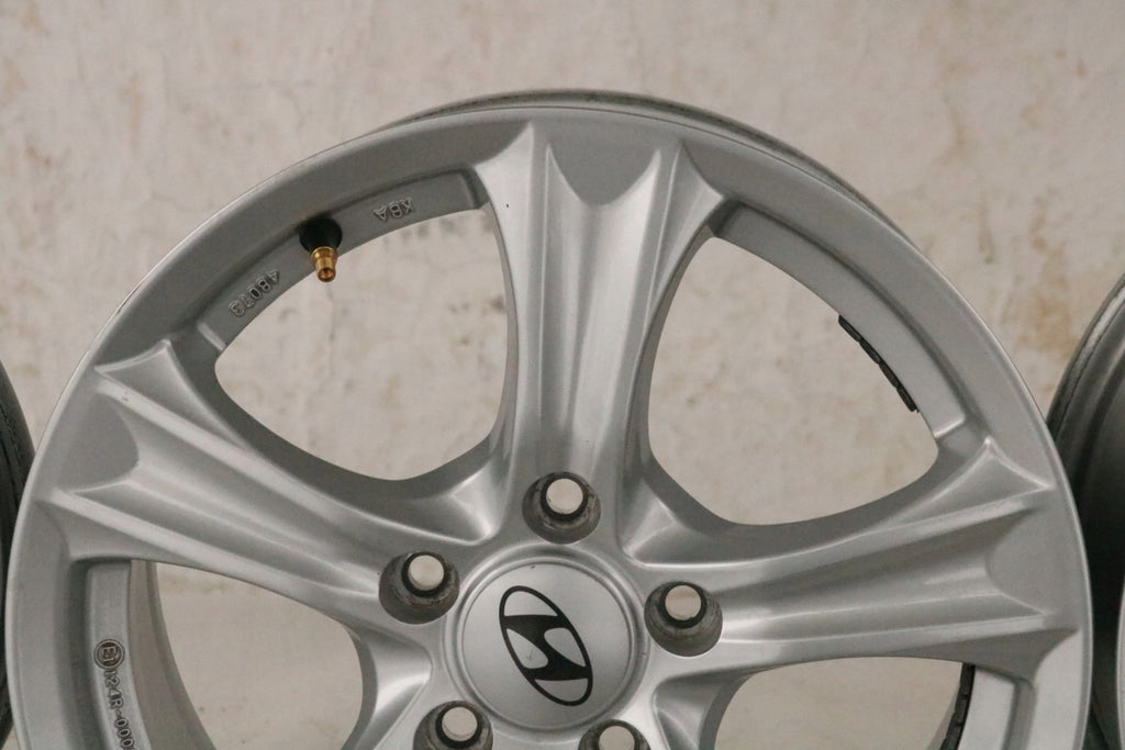 1x Alufelge 16 Zoll 6.5" 5x114.3 46ET KH04-6516 Hyundai Tucson Santa Rim Wheel FEL3126837599qk