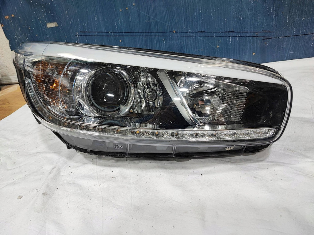Frontscheinwerfer Kia Ceed 92102A2220 Rechts Scheinwerfer Headlight SCH2903223275yj