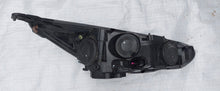 Laden Sie das Bild in den Galerie-Viewer, Frontscheinwerfer Ford Focus F1EB-13D155-AE LED Links Scheinwerfer Headlight