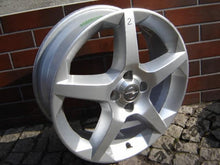 Laden Sie das Bild in den Galerie-Viewer, 1x Alufelge 17 Zoll 6.5&quot; 4x100 41ET Glanz Silber 13189913 Opel Tigra Rim Wheel