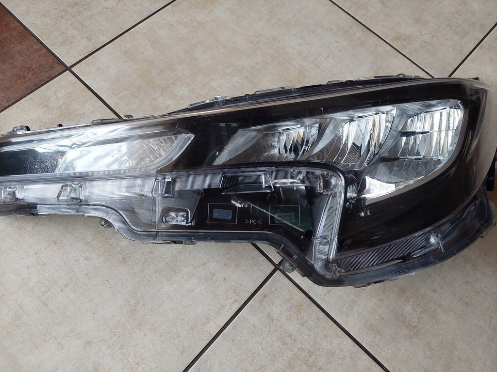 Frontscheinwerfer Toyota Corolla 81150-02S60-2 Full LED Rechts oder Links